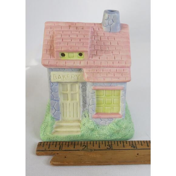 Vintage EASTER VILLAGE Bakery Ceramic House Light Up* 4"x5" Pink Purple 1980's - Picture 9 of 11